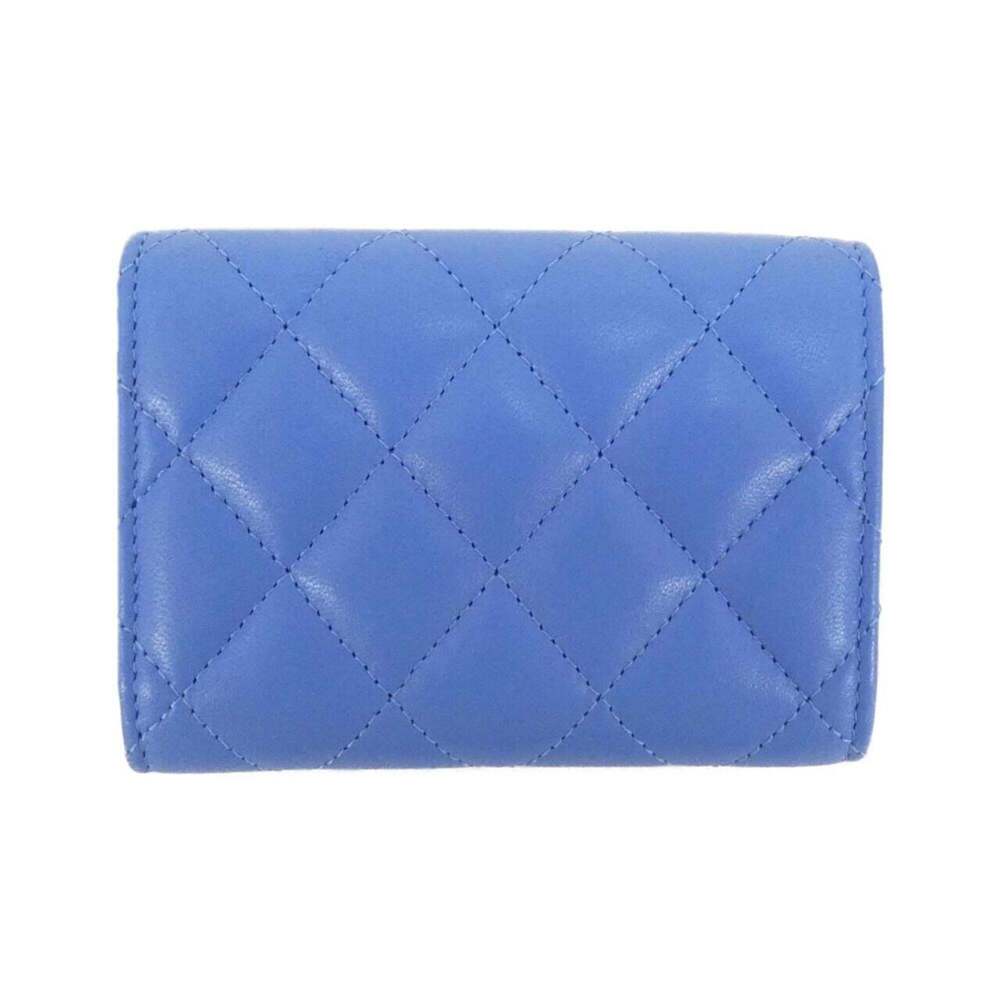 CHANEL Blue Wallet - Picture 2 of 5